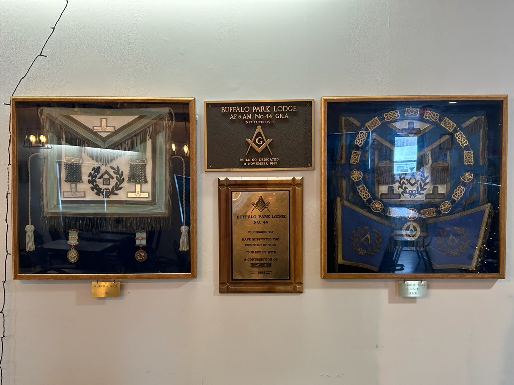 Buffalo Park Lodge historical display installed at Wainwright Golf Course in 2025